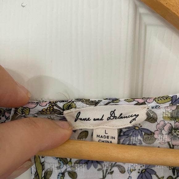 Jane and Delancey Multicolor Floral Blouse - Picture 4 of 5